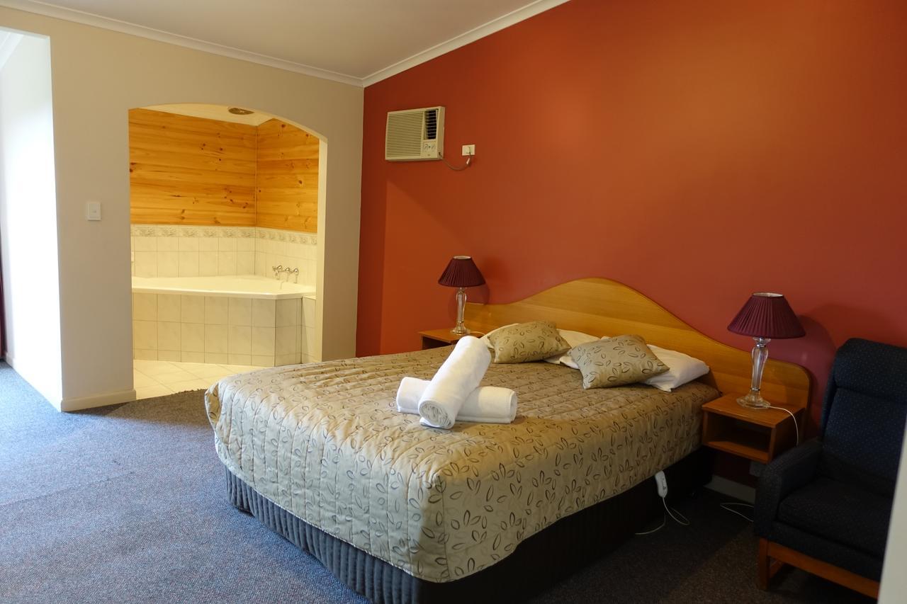 Coal Creek Motel Korumburra Zewnętrze zdjęcie